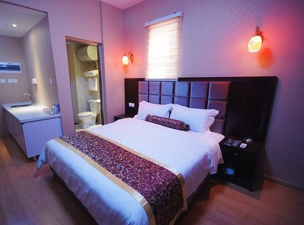 Chengdu Binfen Hotel Екстер'єр фото